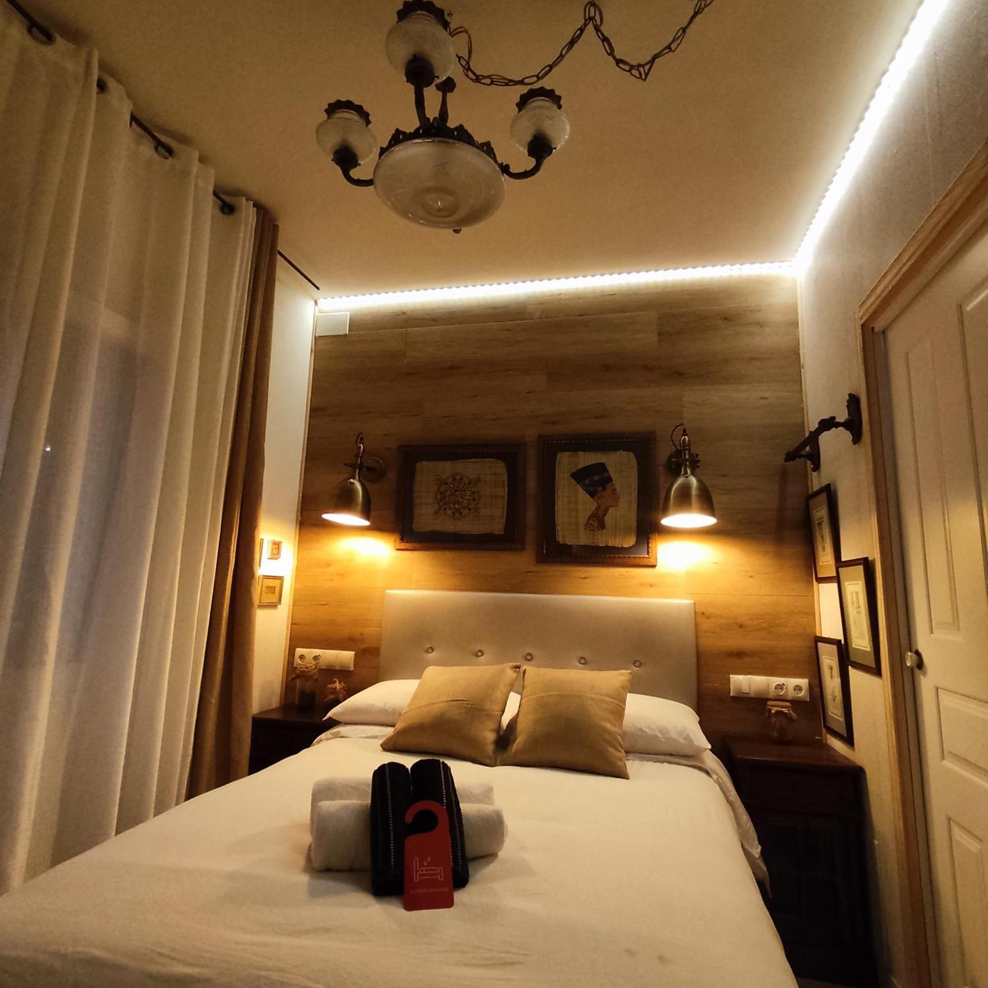 Studio Or Rooms With Private Bathroom Or Rooms With Shared Bathroom Barcelona Ngoại thất bức ảnh