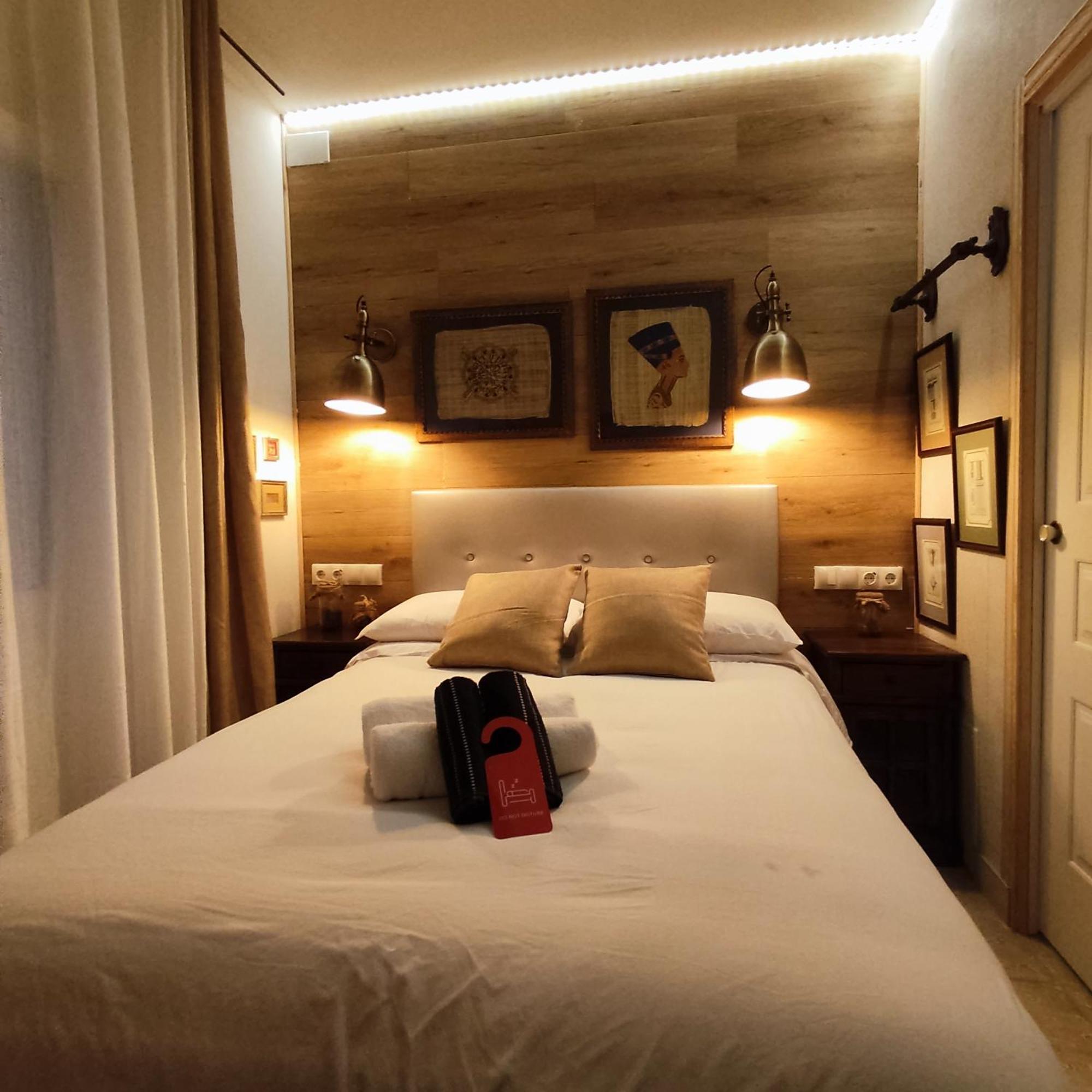 Studio Or Rooms With Private Bathroom Or Rooms With Shared Bathroom Barcelona Ngoại thất bức ảnh