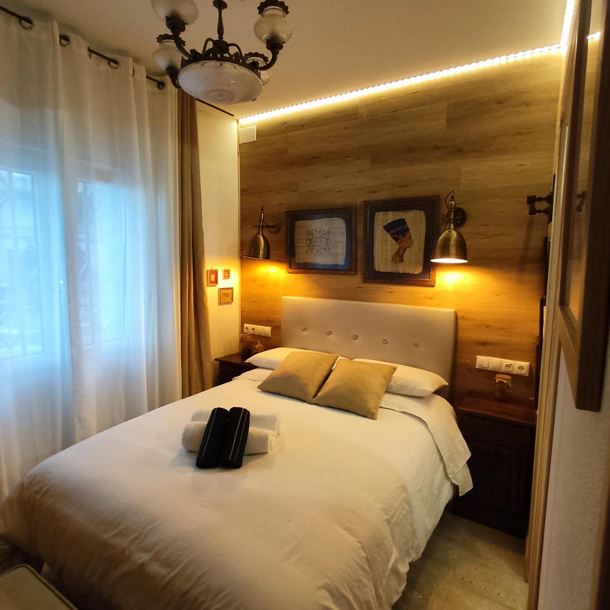 Studio Or Rooms With Private Bathroom Or Rooms With Shared Bathroom Barcelona Ngoại thất bức ảnh