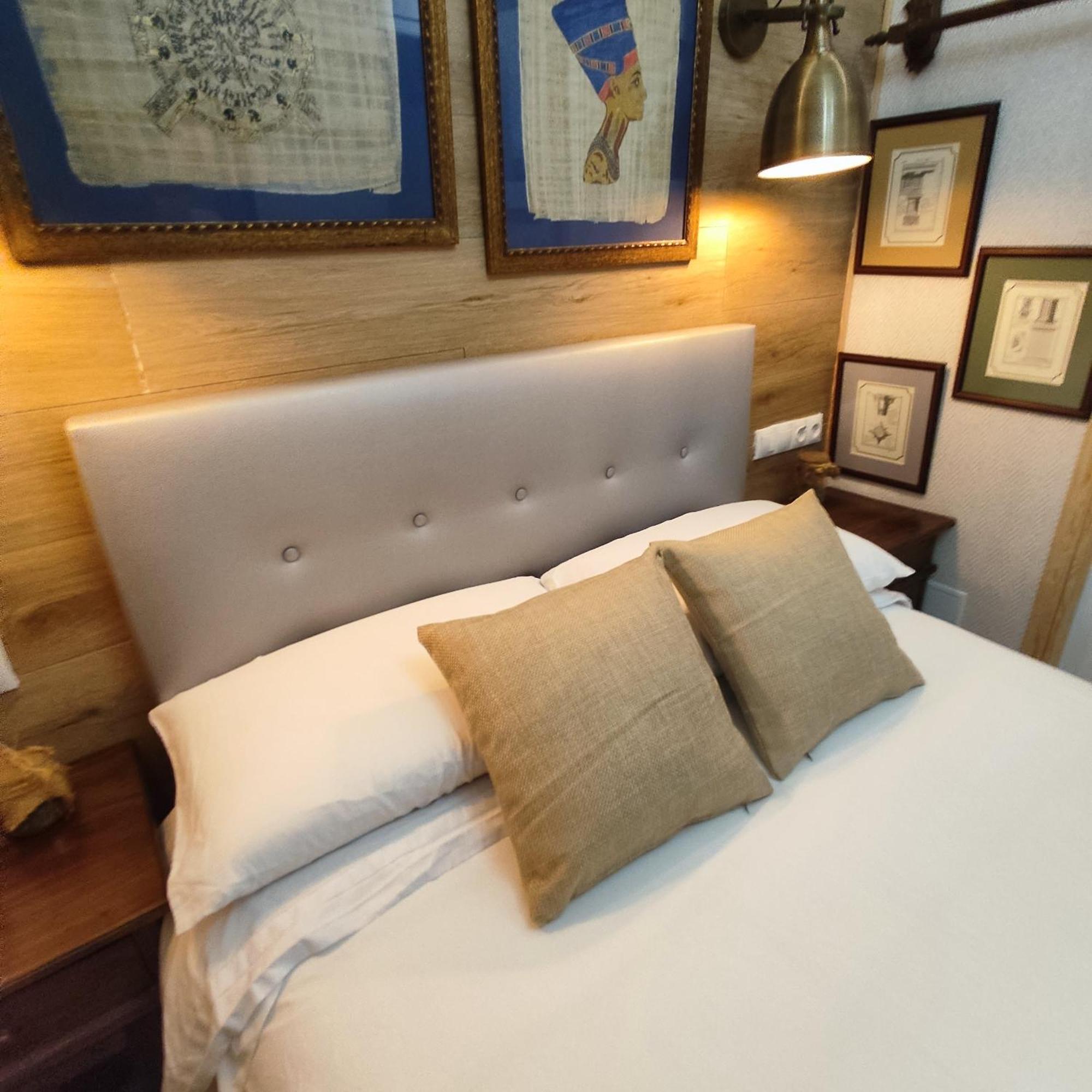 Studio Or Rooms With Private Bathroom Or Rooms With Shared Bathroom Barcelona Ngoại thất bức ảnh