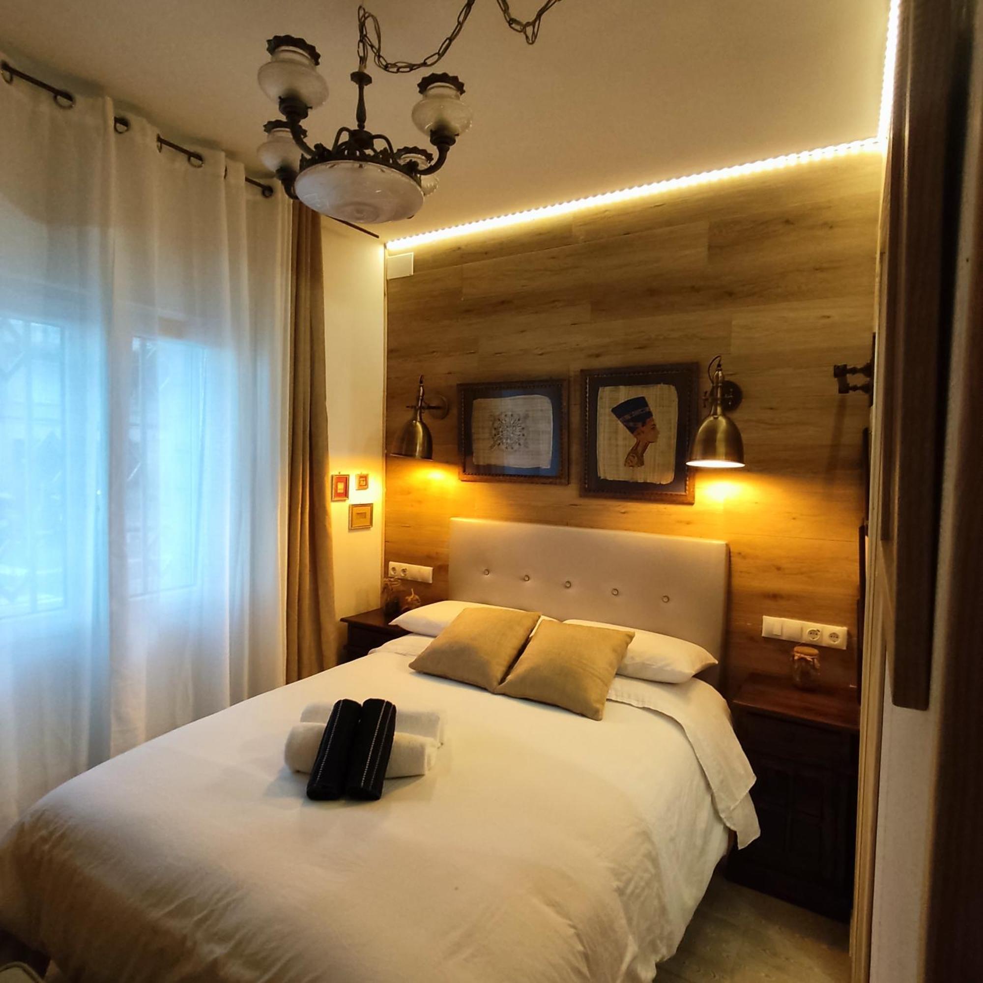 Studio Or Rooms With Private Bathroom Or Rooms With Shared Bathroom Barcelona Ngoại thất bức ảnh