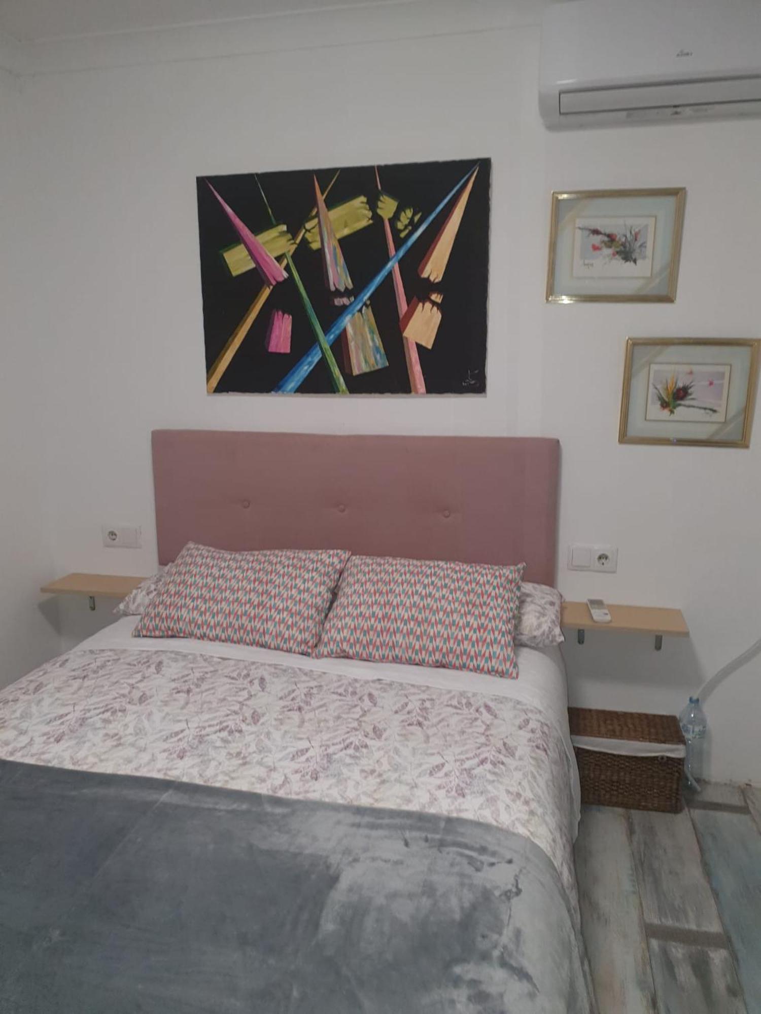 Studio Or Rooms With Private Bathroom Or Rooms With Shared Bathroom Barcelona Ngoại thất bức ảnh