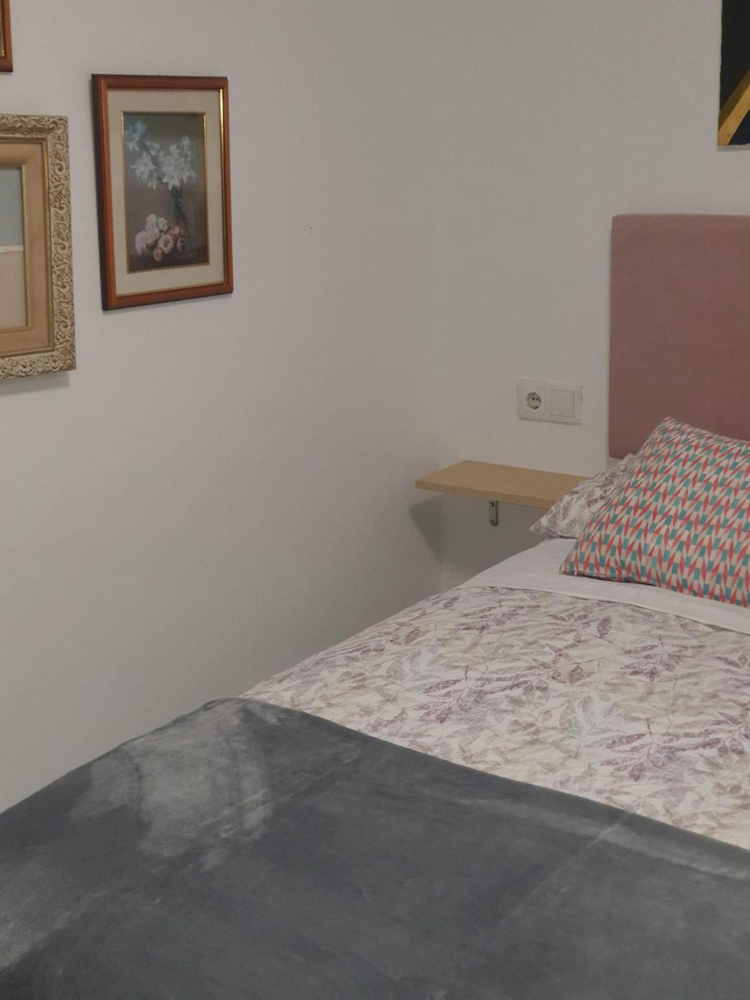 Studio Or Rooms With Private Bathroom Or Rooms With Shared Bathroom Barcelona Ngoại thất bức ảnh