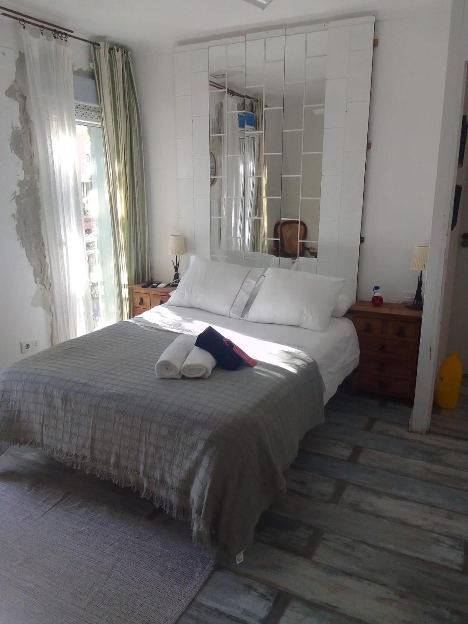 Studio Or Rooms With Private Bathroom Or Rooms With Shared Bathroom Barcelona Ngoại thất bức ảnh