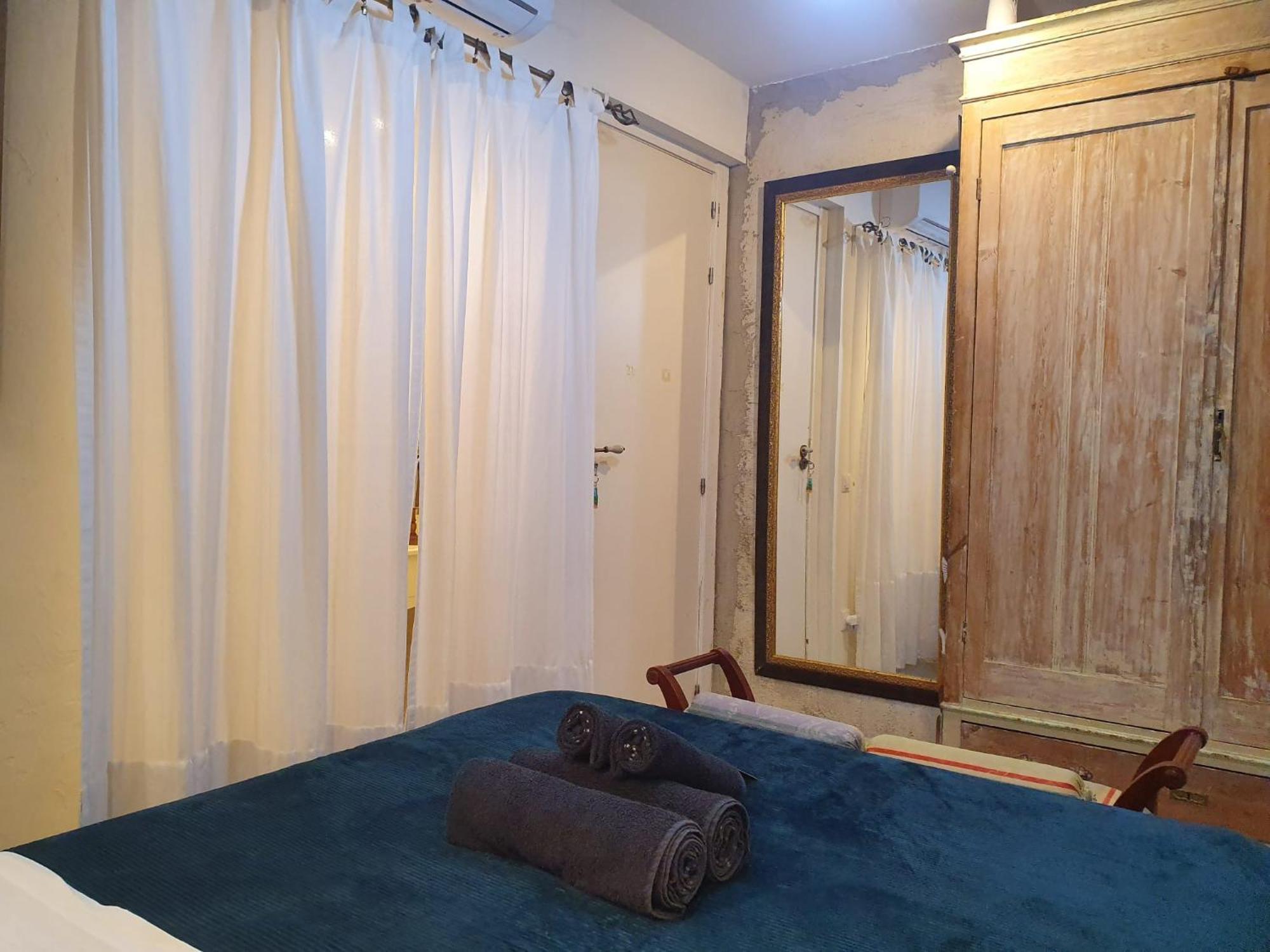 Studio Or Rooms With Private Bathroom Or Rooms With Shared Bathroom Barcelona Ngoại thất bức ảnh